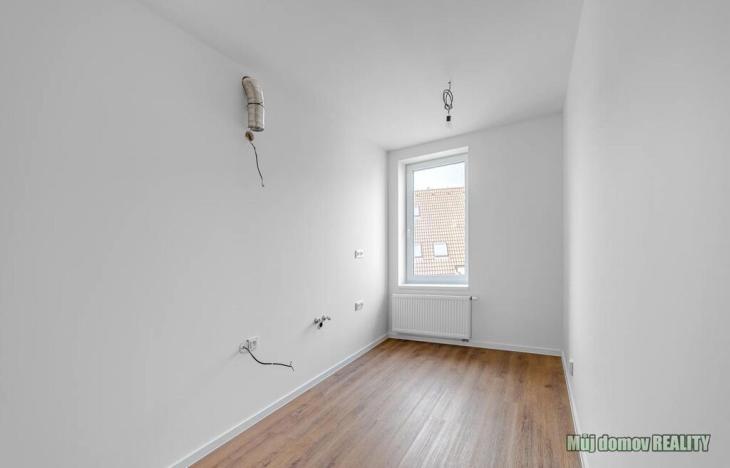 Pronájem bytu 1+1, Praha - Žižkov, Na mokřině, 30 m2