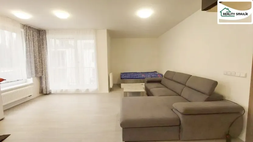 Prodej bytu 2+kk, Cheb, Na Nivách, 58 m2