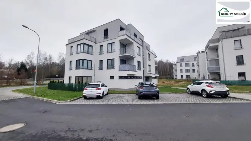 Prodej bytu 2+kk, Cheb, Na Nivách, 58 m2