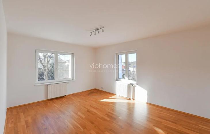 Pronájem vily, Praha - Nebušice, 360 m2