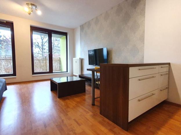 Pronájem bytu 1+kk, Praha, Na Slatince, 36 m2