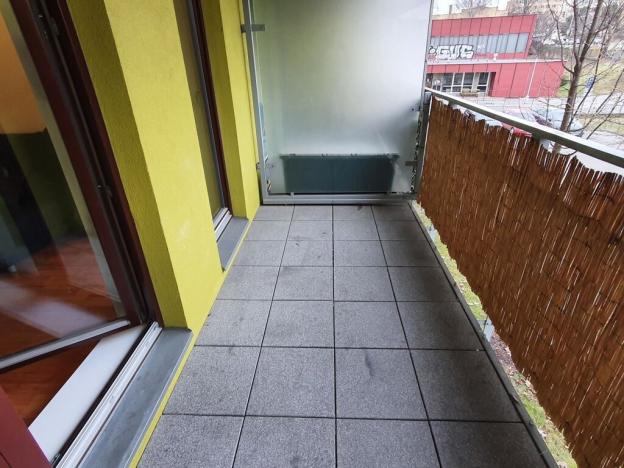 Pronájem bytu 1+kk, Praha, Na Slatince, 36 m2