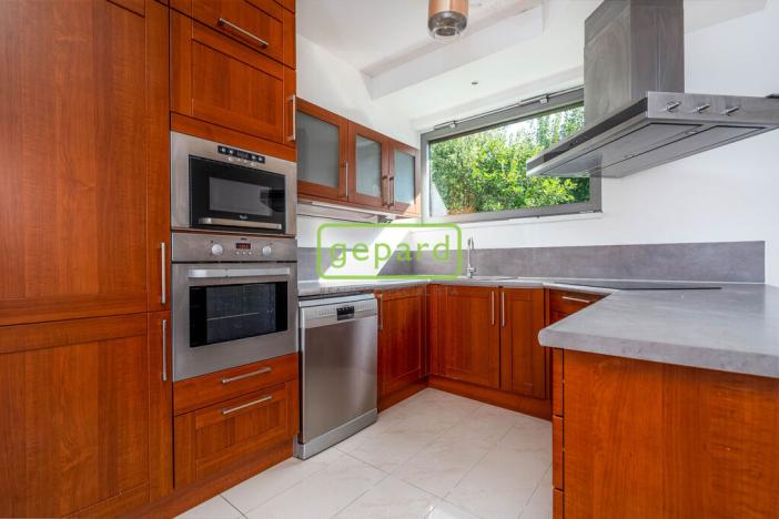 Prodej vícegeneračního domu, Kounice, 636 m2