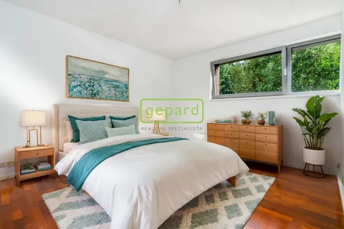 Prodej vícegeneračního domu, Kounice, 636 m2