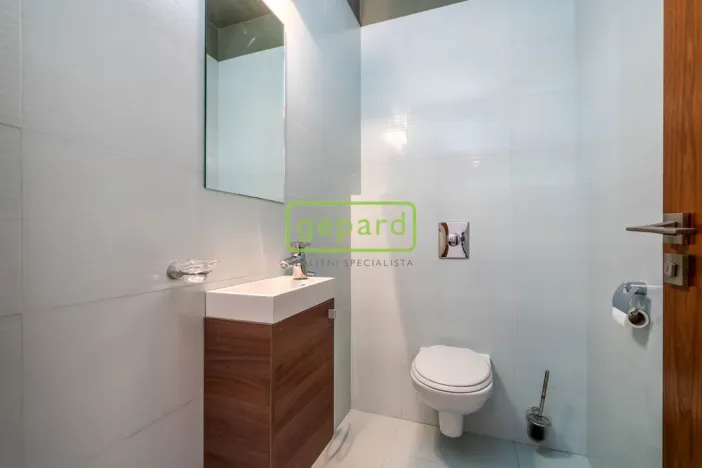 Prodej vícegeneračního domu, Kounice, 636 m2