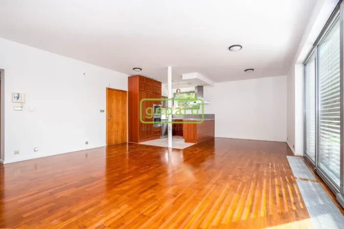 Prodej vícegeneračního domu, Kounice, 636 m2