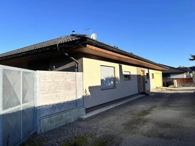 Dražba rodinného domu, Srubec, Slunečná, 273 m2