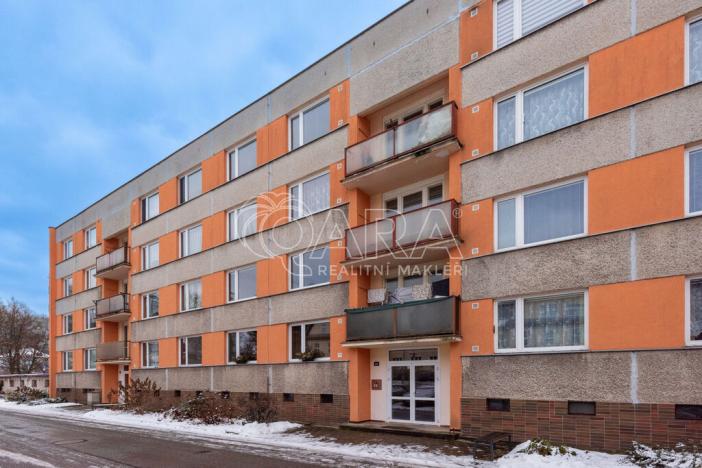 Prodej bytu 3+1, Hostinné, Sídliště, 88 m2