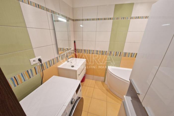 Pronájem bytu 2+kk, Praha - Letňany, Dudkova, 49 m2