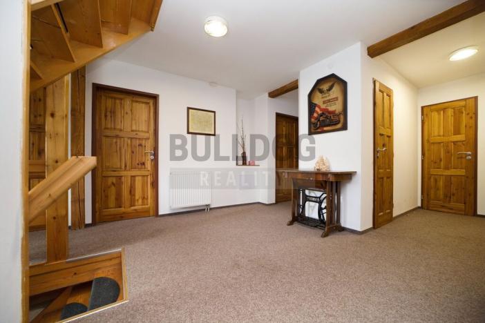 Prodej zemědělské usedlosti, Vysoké nad Jizerou - Horní Tříč, 368 m2