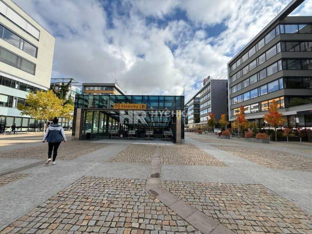 Pronájem bytu 1+kk, Praha - Třebonice, Thomasova, 32 m2