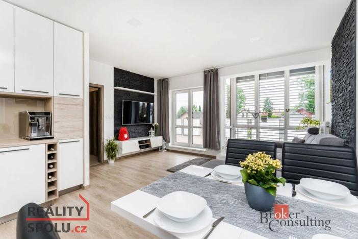 Pronájem bytu 3+kk, Hradec Králové - Svobodné Dvory, K Meteoru, 122 m2