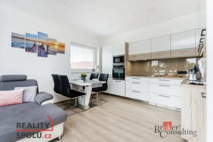 Pronájem bytu 3+kk, Hradec Králové - Svobodné Dvory, K Meteoru, 122 m2