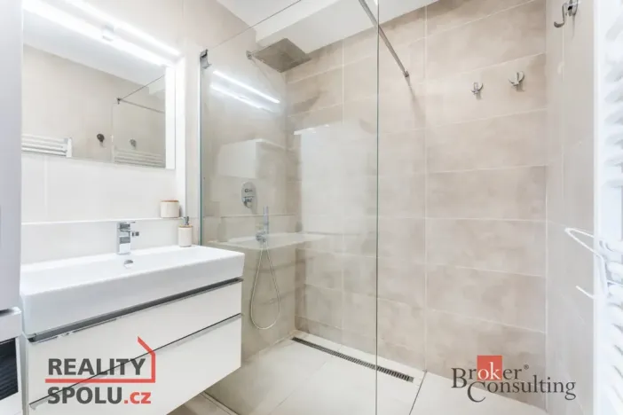 Pronájem bytu 3+kk, Hradec Králové - Svobodné Dvory, K Meteoru, 122 m2