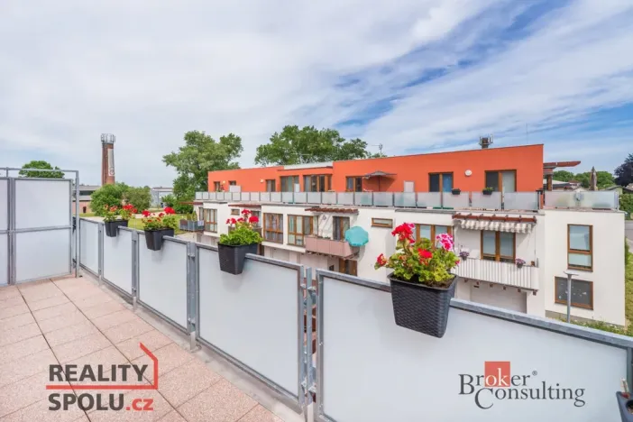 Pronájem bytu 3+kk, Hradec Králové - Svobodné Dvory, K Meteoru, 122 m2