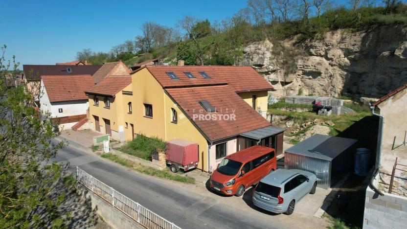 Prodej rodinného domu, Neuměřice, 171 m2