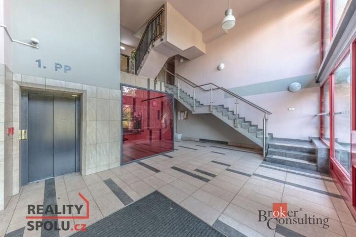 Prodej bytu 2+kk, Praha - Hlubočepy, Werichova, 44 m2