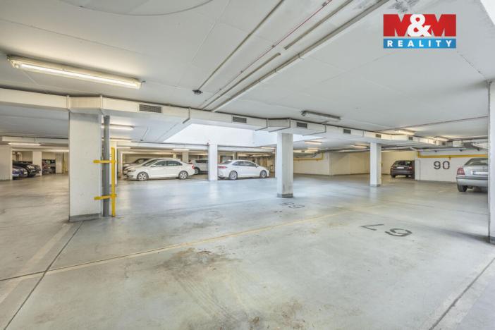 Prodej bytu 2+kk, Praha, V kapslovně, 58 m2