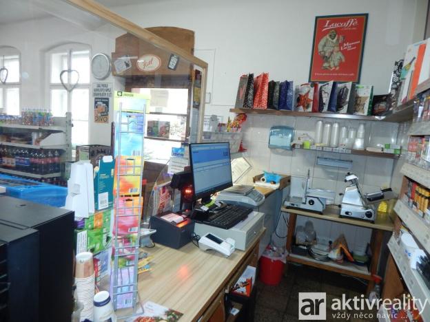 Prodej rodinného domu, Žatec - Bezděkov, 190 m2