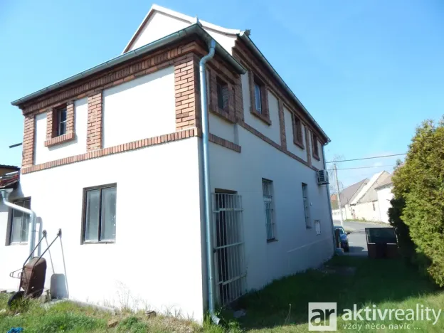 Prodej rodinného domu, Žatec - Bezděkov, 190 m2