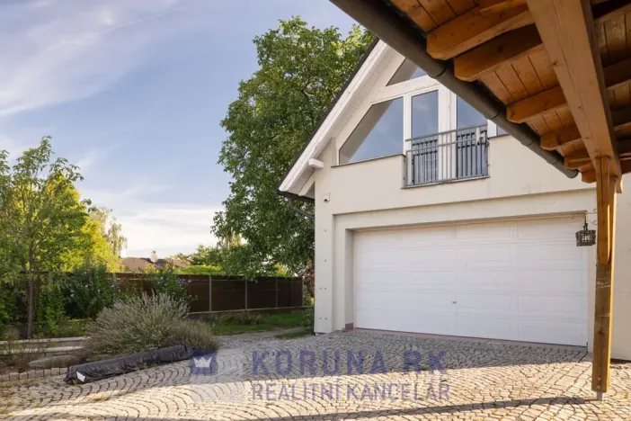 Prodej vily, Lišov, Topolová, 321 m2