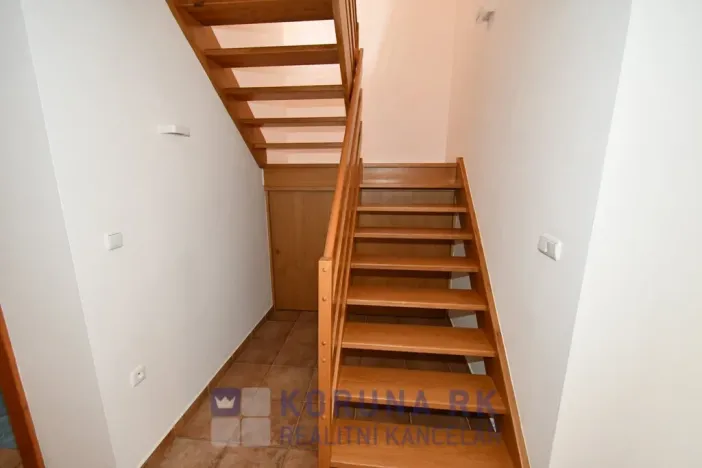 Prodej vily, Lišov, Topolová, 321 m2