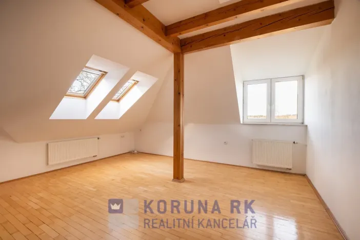 Prodej vily, Lišov, Topolová, 321 m2