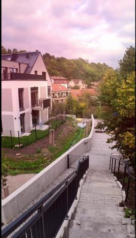 Prodej bytu 2+kk, Praha - Lysolaje, Lysolajské údolí, 41 m2