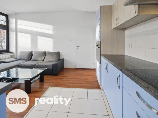 Pronájem bytu 2+kk, Slavkov u Brna, Koláčkovo náměstí, 42 m2