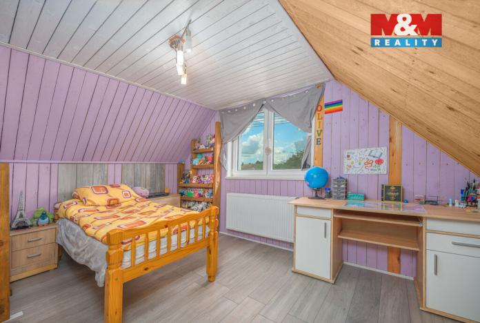 Prodej rodinného domu, Kladruby nad Labem - Kolesa, 200 m2