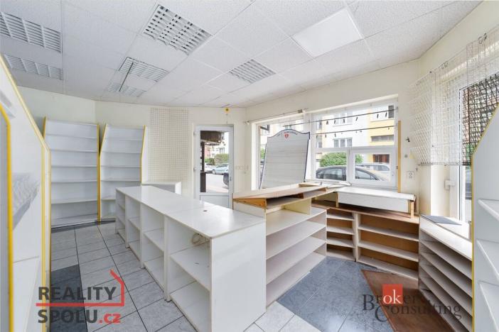 Pronájem obchodního prostoru, Kralupy nad Vltavou - Lobeček, Dr. E. Beneše, 58 m2