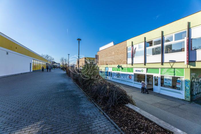 Pronájem bytu 2+kk, Praha - Strašnice, Rubensova, 38 m2