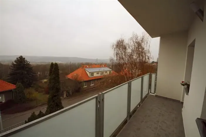 Pronájem bytu 4+1, Praha - Komořany, Na Homoli, 83 m2