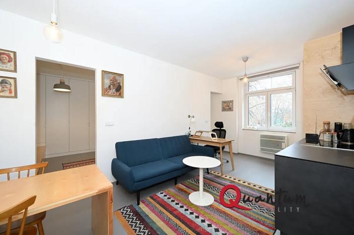 Pronájem bytu 2+kk, Praha - Holešovice, U průhonu, 54 m2