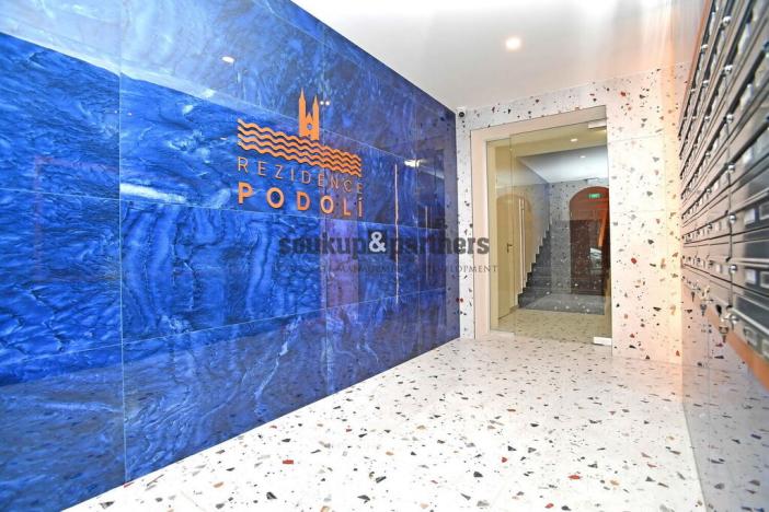 Pronájem bytu 2+kk, Praha - Podolí, Sinkulova, 40 m2