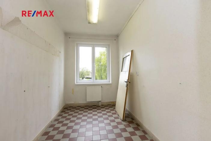 Pronájem kanceláře, Pardubice, Husova, 242 m2