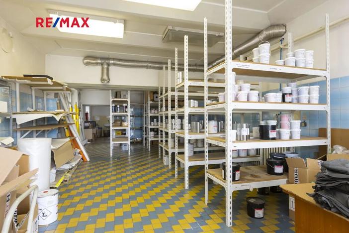 Prodej obchodního prostoru, Dašice, náměstí T. G. Masaryka, 957 m2