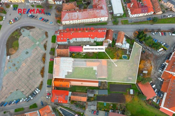 Prodej obchodního prostoru, Dašice, náměstí T. G. Masaryka, 957 m2