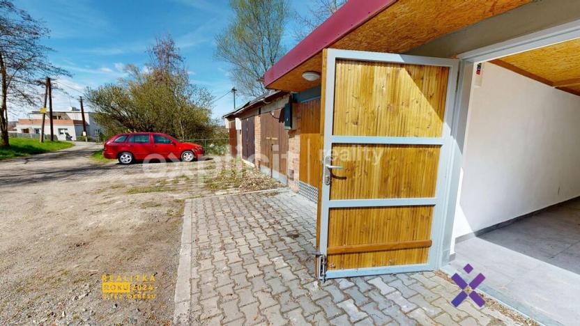 Pronájem garáže, Zlín - Příluky, 14 m2