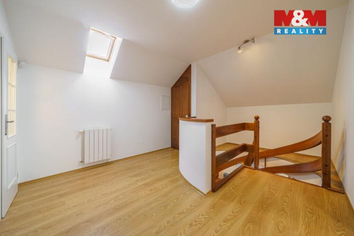 Pronájem rodinného domu, Karlovy Vary - Hůrky, Motýlí, 244 m2