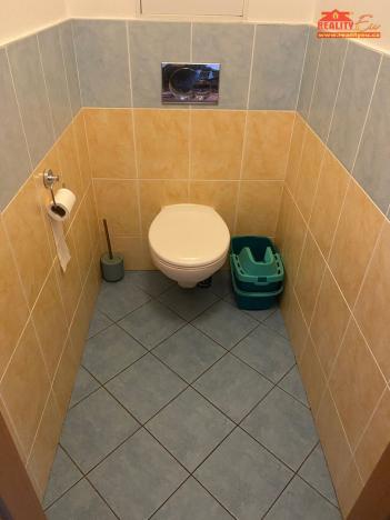 Prodej bytu 2+kk, Praha - Uhříněves, Nové náměstí, 57 m2