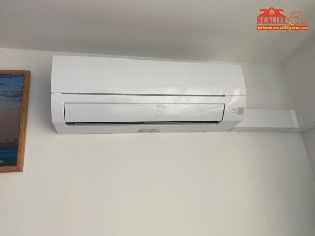 Prodej bytu 2+kk, Praha - Uhříněves, Nové náměstí, 57 m2