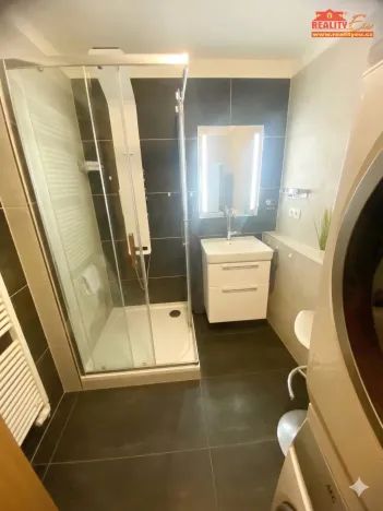 Prodej bytu 2+kk, Praha - Uhříněves, Nové náměstí, 57 m2