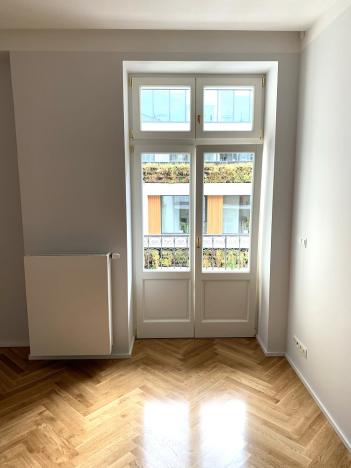 Pronájem bytu 2+kk, Praha - Smíchov, Pivovarská, 53 m2