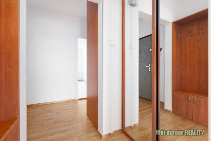 Pronájem bytu 3+1, Praha - Černý Most, Vybíralova, 77 m2