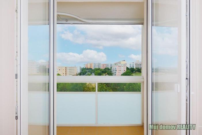 Pronájem bytu 3+1, Praha - Černý Most, Vybíralova, 77 m2