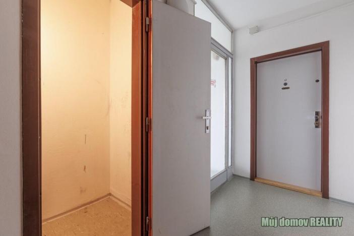 Pronájem bytu 3+1, Praha - Černý Most, Vybíralova, 77 m2