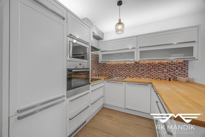 Pronájem bytu 2+kk, Praha - Prosek, Kytlická, 53 m2