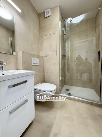 Pronájem bytu 1+1, Napajedla, Nábřeží, 31 m2