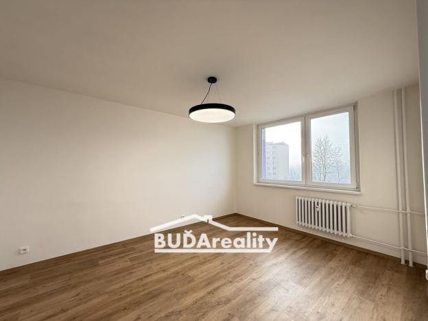 Pronájem bytu 1+1, Napajedla, Nábřeží, 31 m2